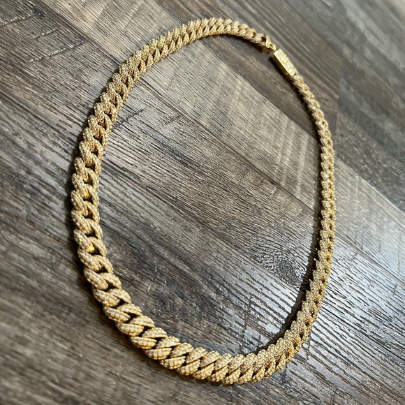 Cuban Link Chain Necklace - Picture 4 of 9